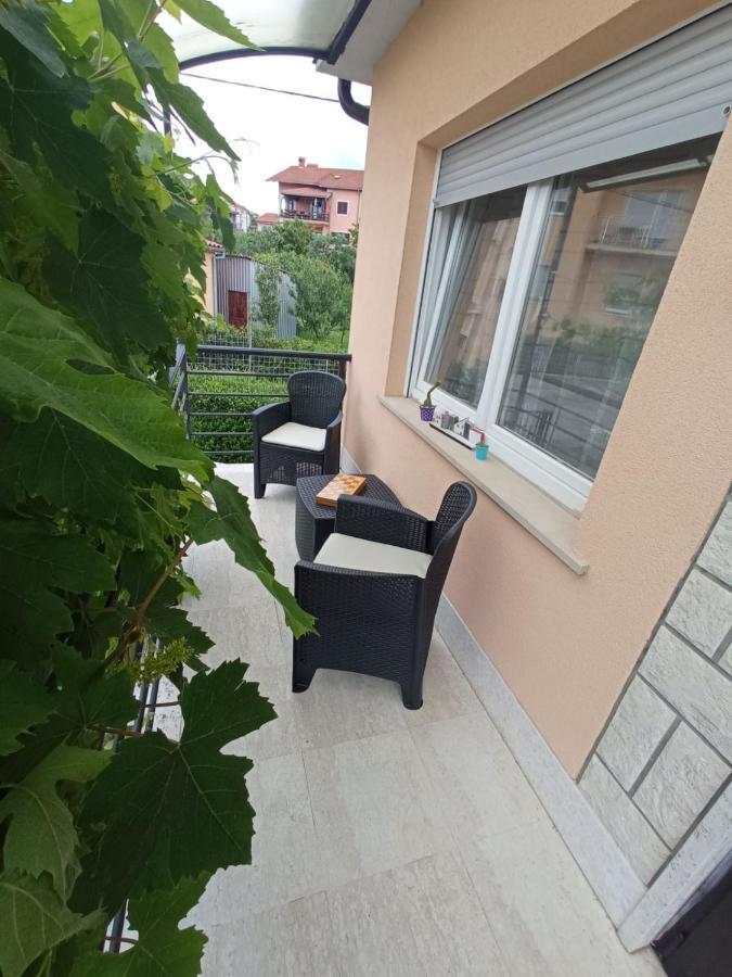 Apartman Simun Rijeka Exteriör bild